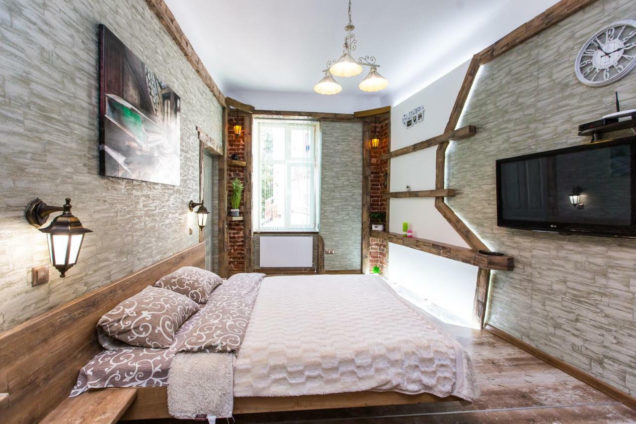 Apartment On Tuhan-Baranovskoho,4 Lviv Buitenkant foto